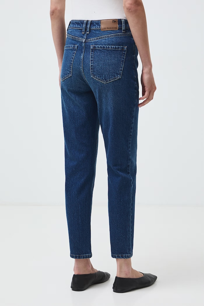Odzież Medicine jeansy mom fit damskie RW26-SJD030 granatowy