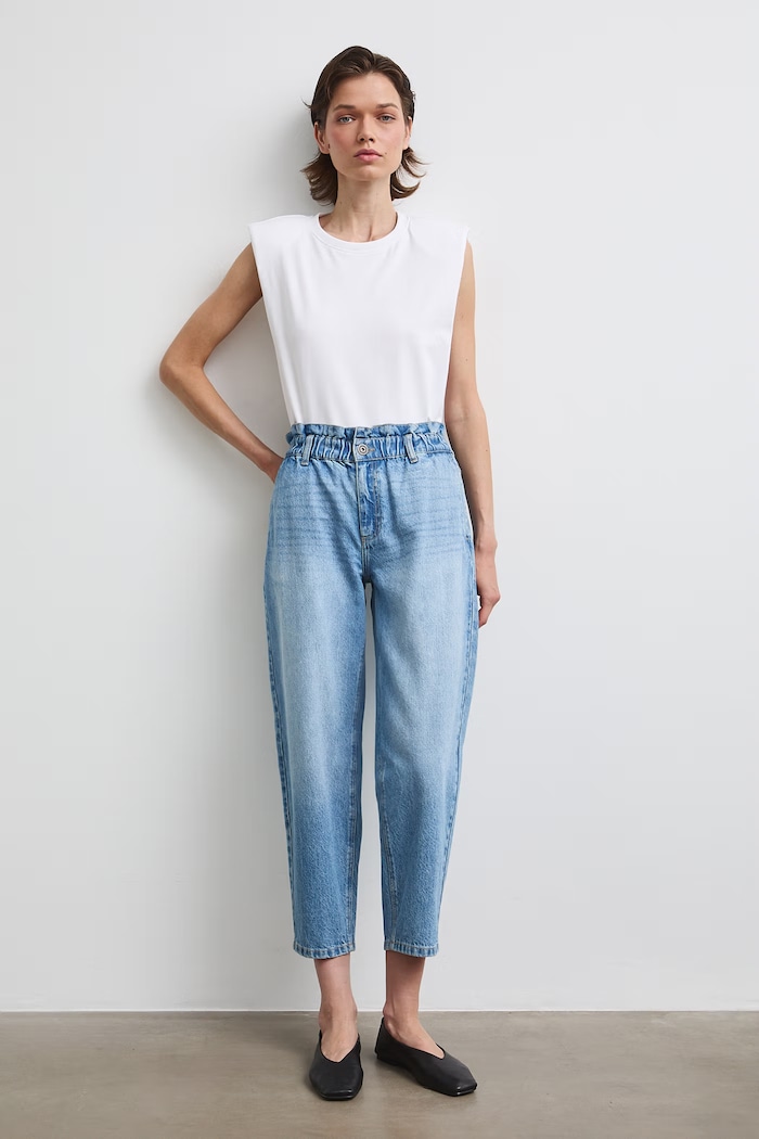Jeansy slouchy damskie z efektem sprania niebieski RW26-SJD300