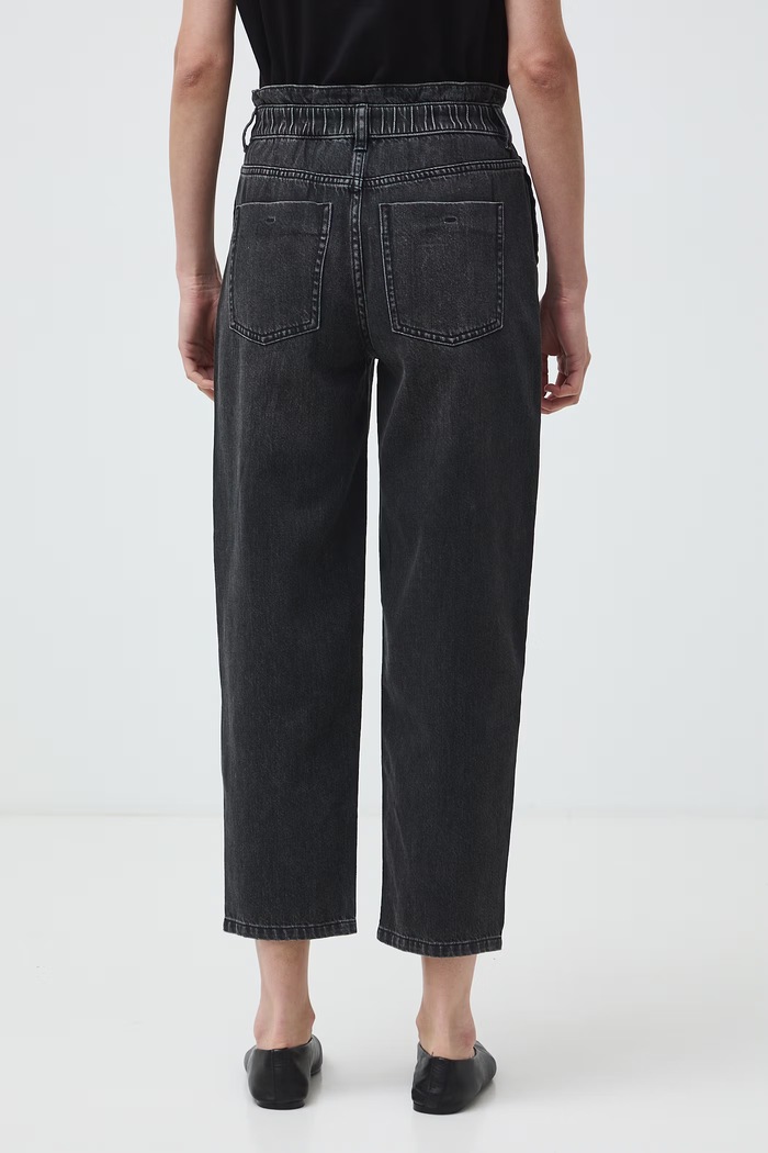 Odzież Medicine jeansy slouchy damskie RW26-SJD301 czarny