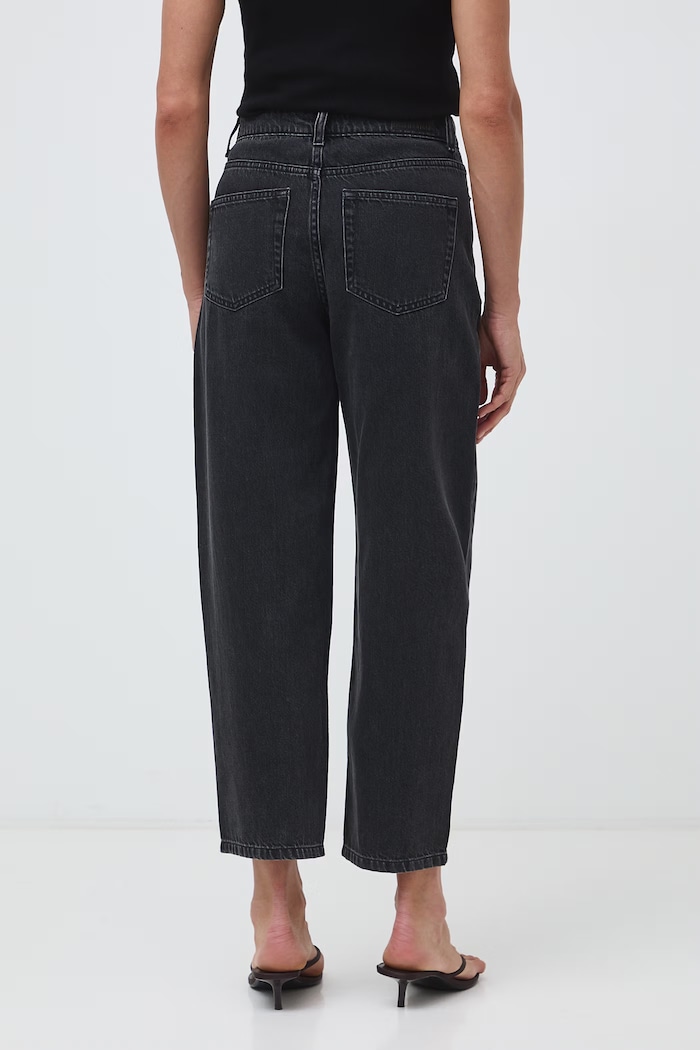 Odzież Medicine jeansy slouchy damskie RW26-SJD316 czarny