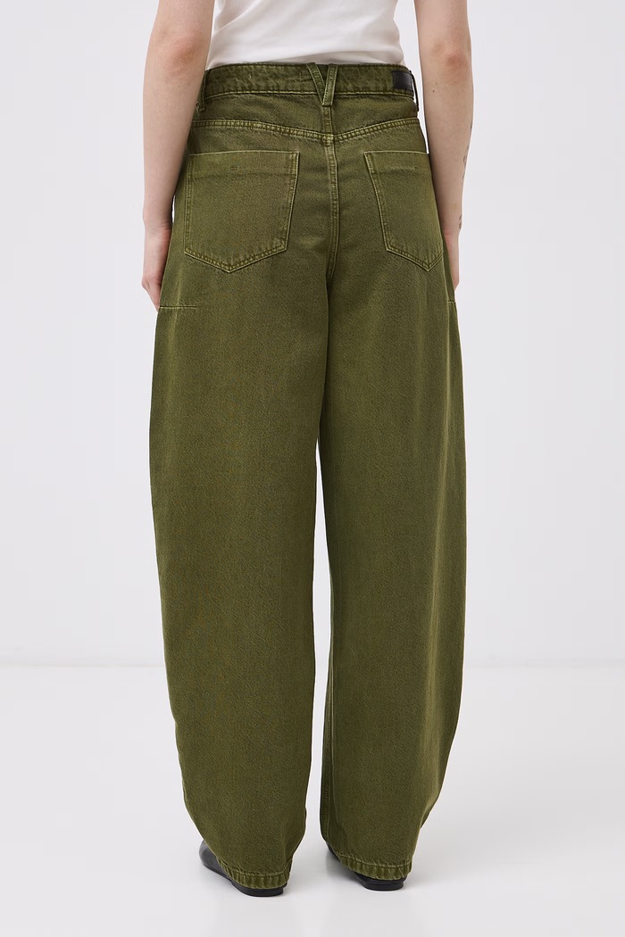 Odzież Medicine Jeansy slouchy damskie RW26-SJD510 zielony