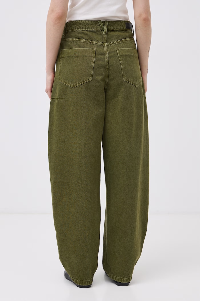 Odzież Medicine Jeansy slouchy damskie RW26-SJD510 zielony