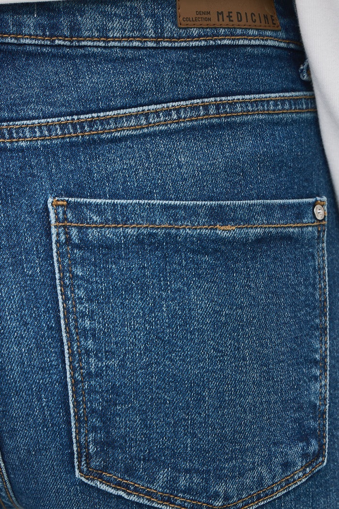 Jeansy straight damskie Medicine niebieski RW26-SJD702