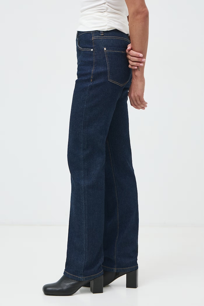 Odzież Medicine Jeansy straight damskie RW26-SJD702 granatowy