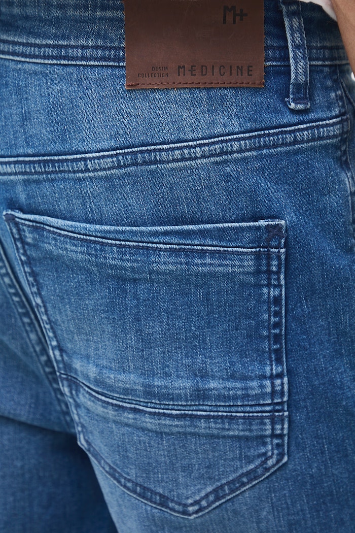 Jeansy tapered męskie Medicine RW26-SJM505 niebieski