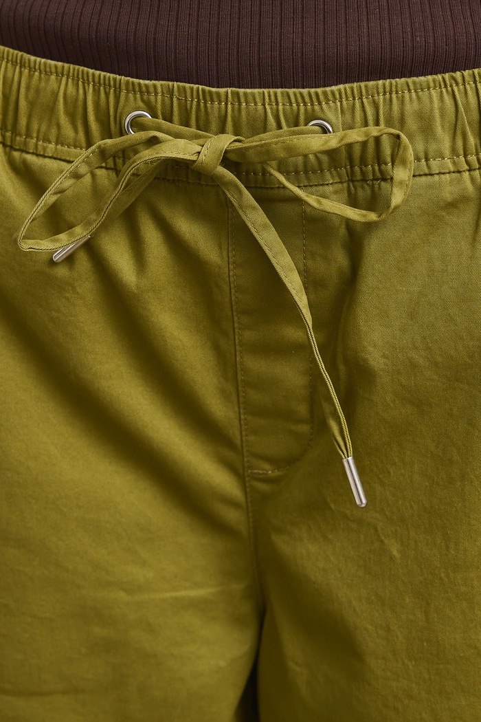 Pantaloni chinos pentru femei din bumbac cu elastan Medicine verde RW26-SPD010