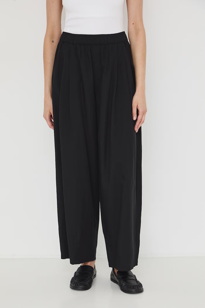 Medicine spodnie slouchy damskie z dodatkiem lnu RW26-SPD101 czarny RW26