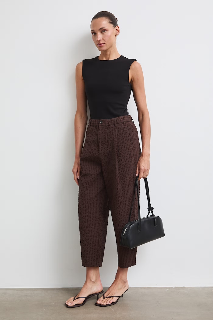 Spodnie chinos damskie bawełniane brązowy RW26-SPD103