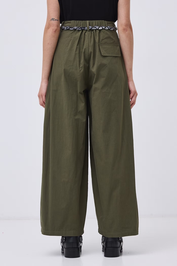 Spodnie slouchy damskie z bawełną Medicine RW26-SPD390 zielony