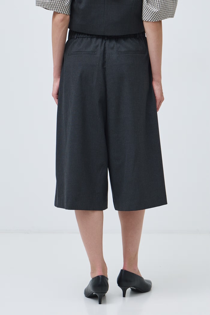 Odzież Medicine Spodnie culottes damskie RW26-SPD502 szary