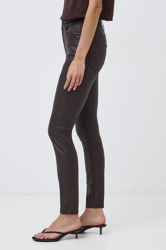 Spodnie skinny damskie woskowane Medicine RW26-SPD505 brązowy