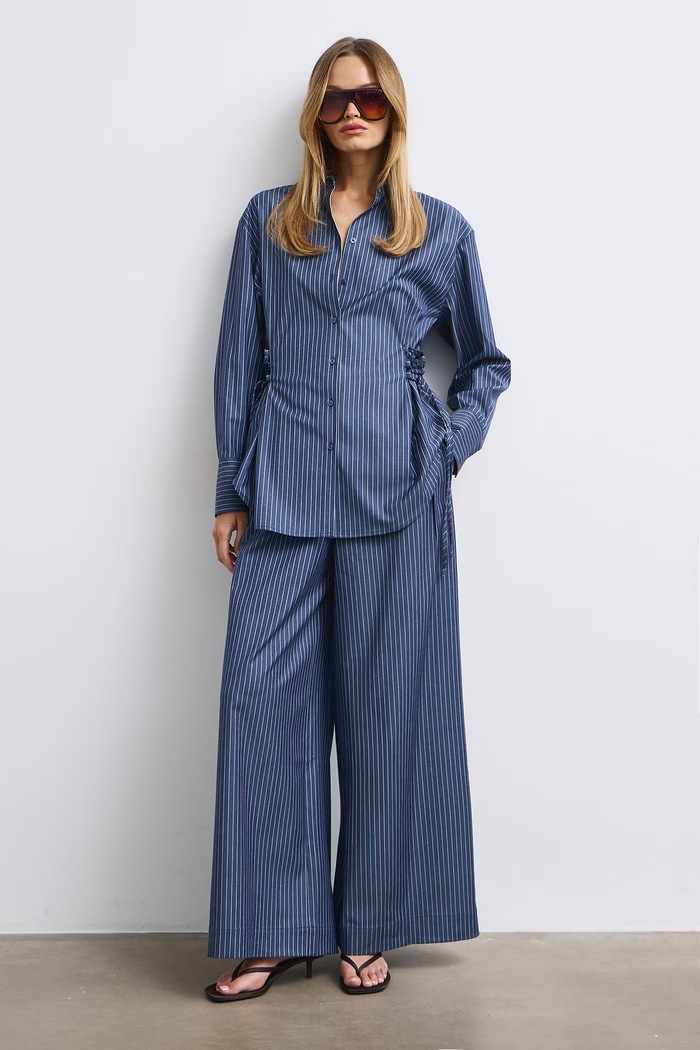 Medicine Spodnie damskie granatowy RW26-SPD590
