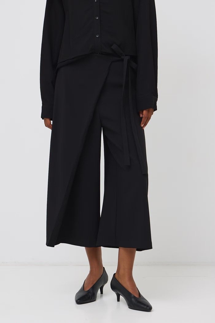 Medicine Spodnie culottes damskie RW26-SPD602 czarny RW26