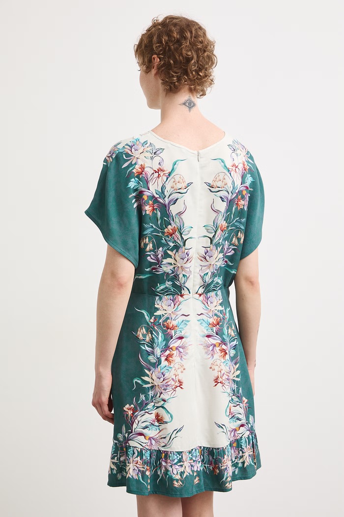 Odzież Medicine sukienka rozkloszowana z wiskozy RW26-SUD205 multicolor