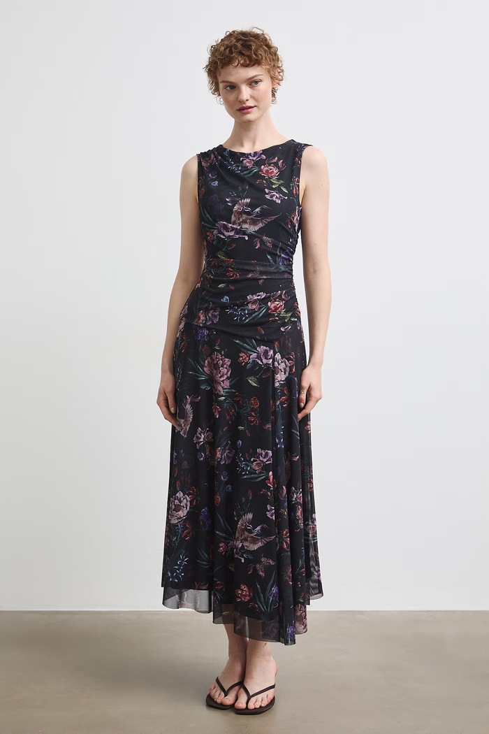 Sukienka drapowana w kwiaty czarny RW26-SUD211