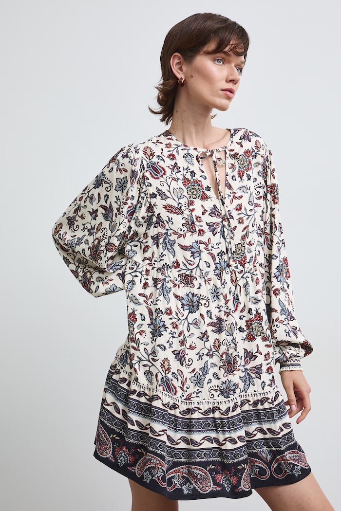 Sukienka z wiskozy z motywem roślinnym RW26-SUD305 multicolor RW26