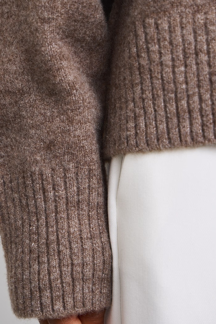 Sweter damski z dodatkiem wełny Medicine beżowy RW26-SWD063