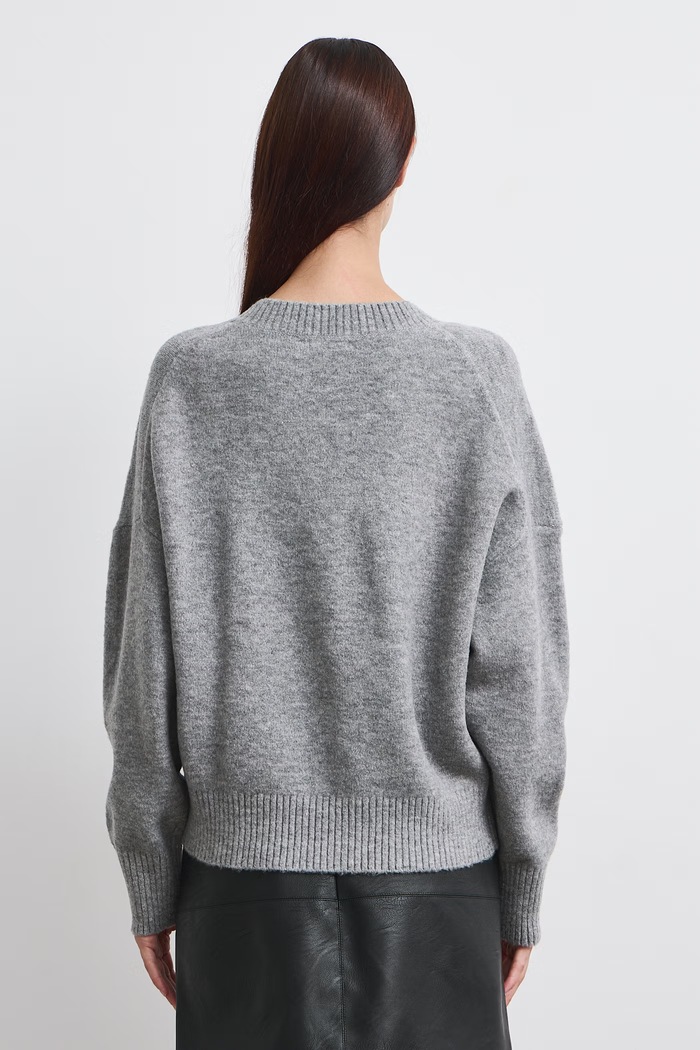 Sweter damski z dodatkiem wełny Medicine RW26-SWD063 szary