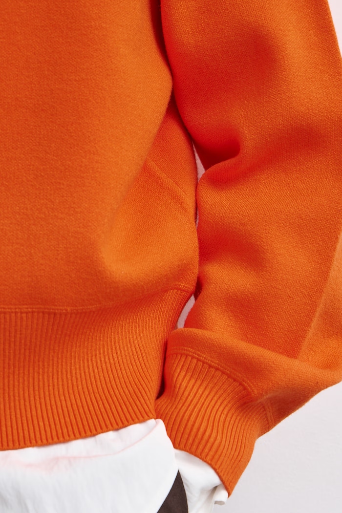 Sweter damski z wiskozą Medicine pomarańczowy RW26-SWD075