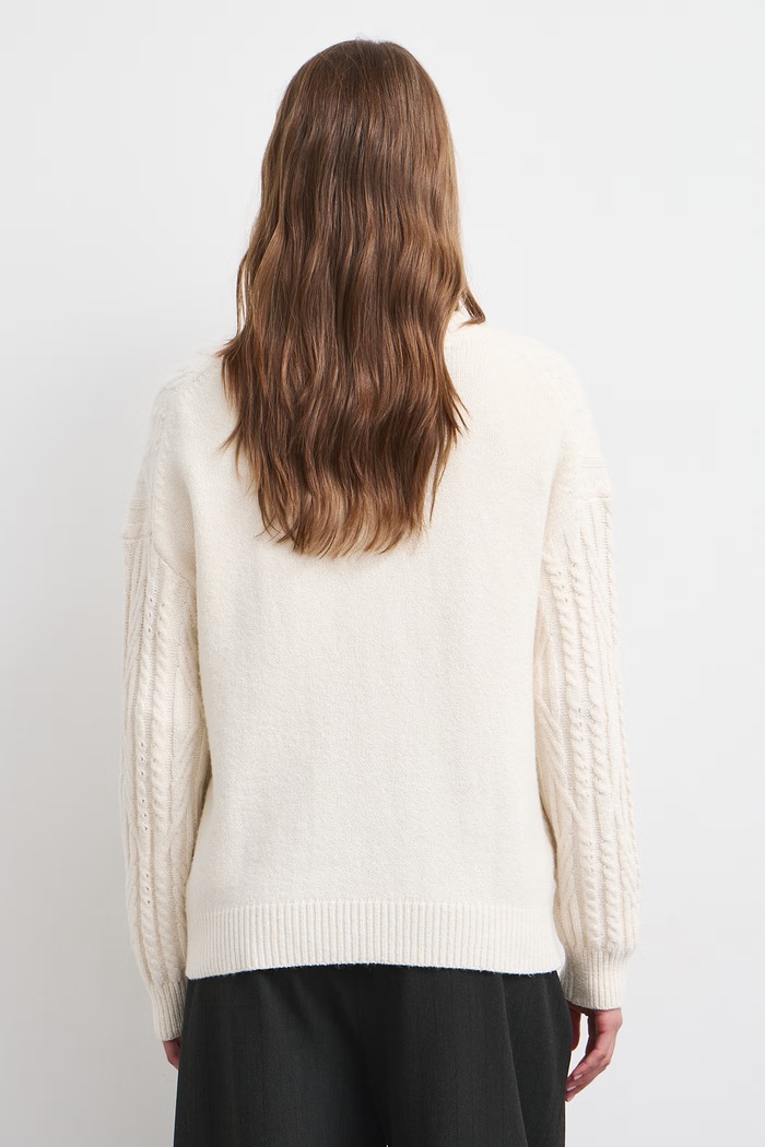 Sweter damski z bawełną Medicine RW26-SWD081 beżowy