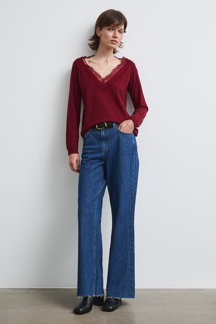 Sweter damski z wiskozą z koronką RW26-SWD309 bordowy RW26