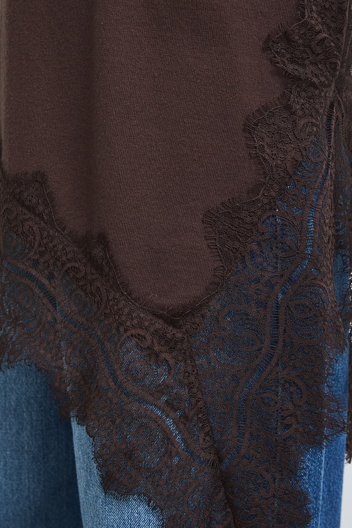 Sweter damski z wiskozą z koronką RW26-SWD310 brązowy