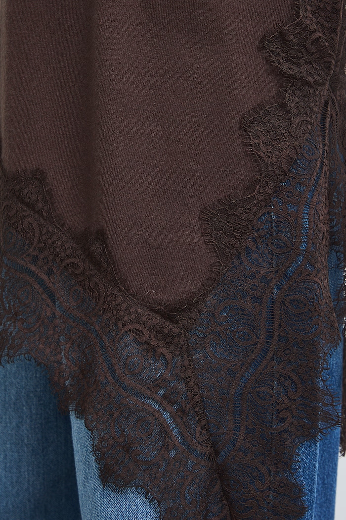 Sweter damski z wiskozą z koronką RW26-SWD310 brązowy