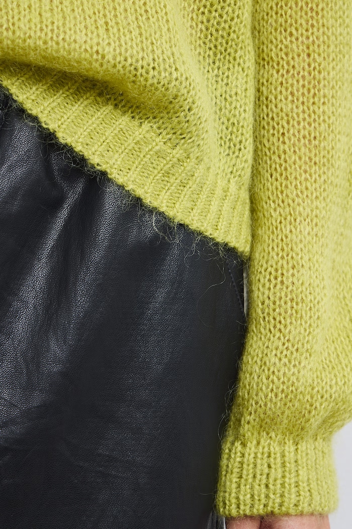 Medicine Sweter damski z wełną RW26-SWD505