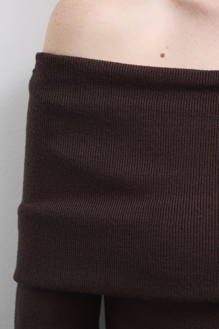 Sweter damski z wiskozą Medicine brązowy RW26-SWD507