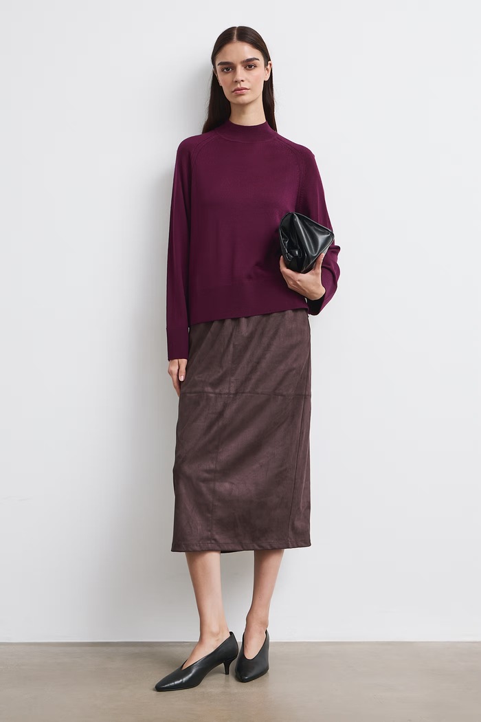 Medicine Sweter damski z wełny merino bordowy RW26-SWD624