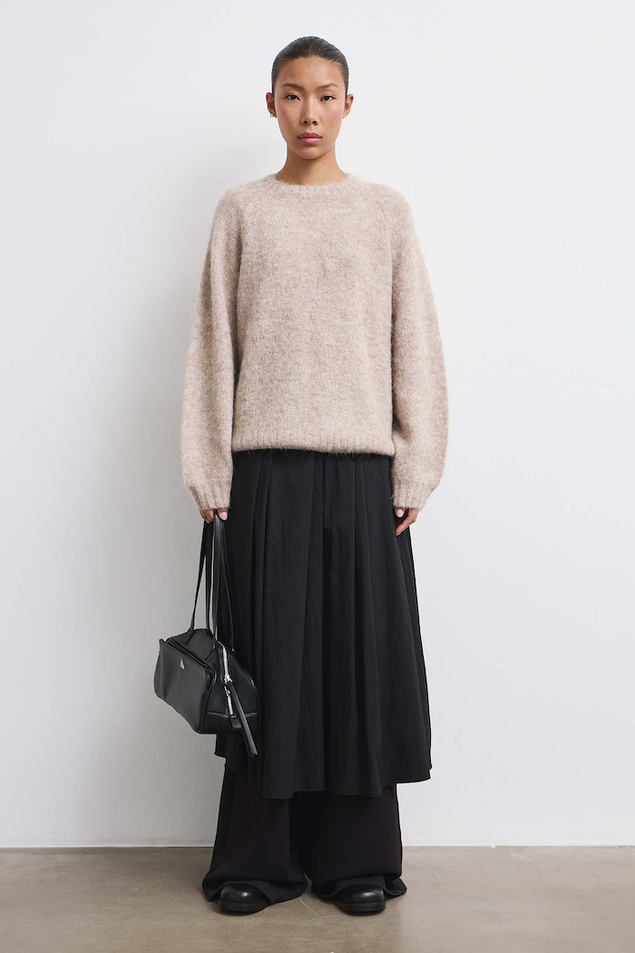 Medicine Sweter damski z wełną beżowy RW26-SWD714