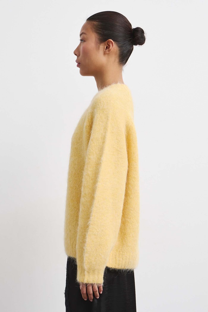Odzież Medicine Sweter damski z wełną RW26-SWD714 żółty
