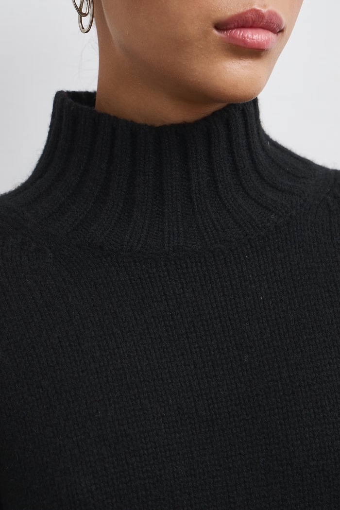 Sweter damski wełniany z dodatkiem kaszmiru Medicine RW26-SWD820 czarny