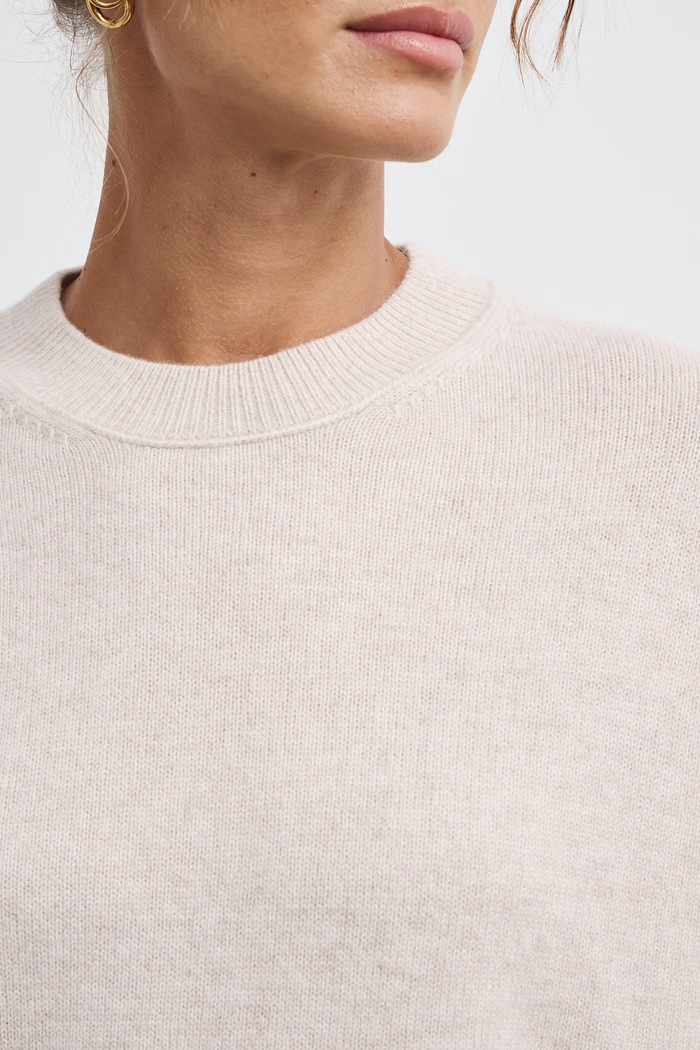 Sweter damski z wełny merino Medicine beżowy RW26-SWD821