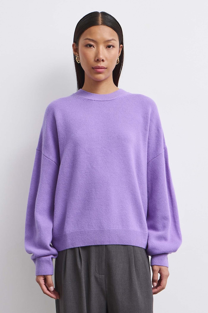 Medicine Sweter damski z wełny merino RW26-SWD821 fioletowy RW26