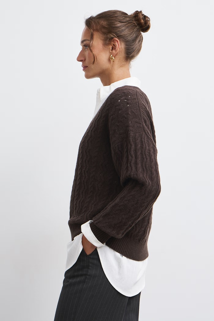 Medicine Sweter damski wełniany RW26-SWD822 brązowy RW26