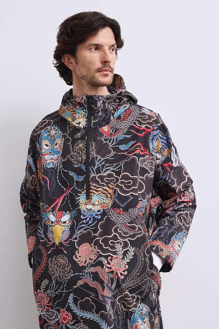 Płaszcz przeciwdeszczowy z kolekcji Mythical Creatures RW26-SYD250