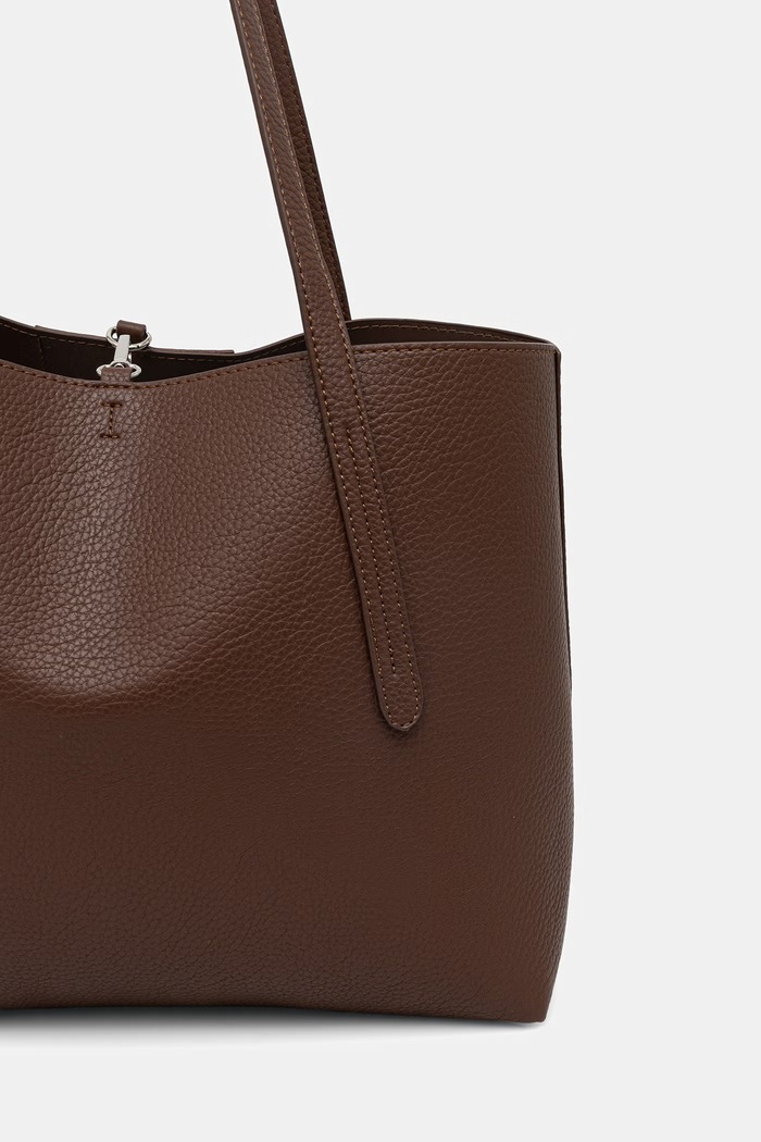 Kabelka typu shopper dámska z imitácie kože hladká hnedá RW26-TOD209