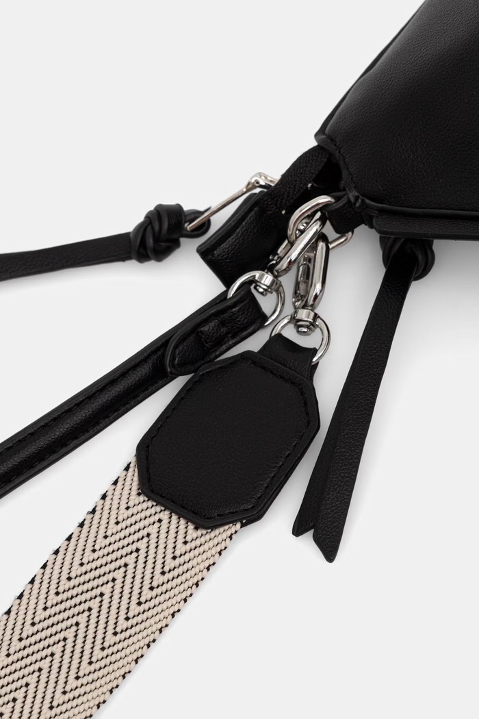 Crossbody kabelka dámska z imitácie kože čierna RW26-TOD210