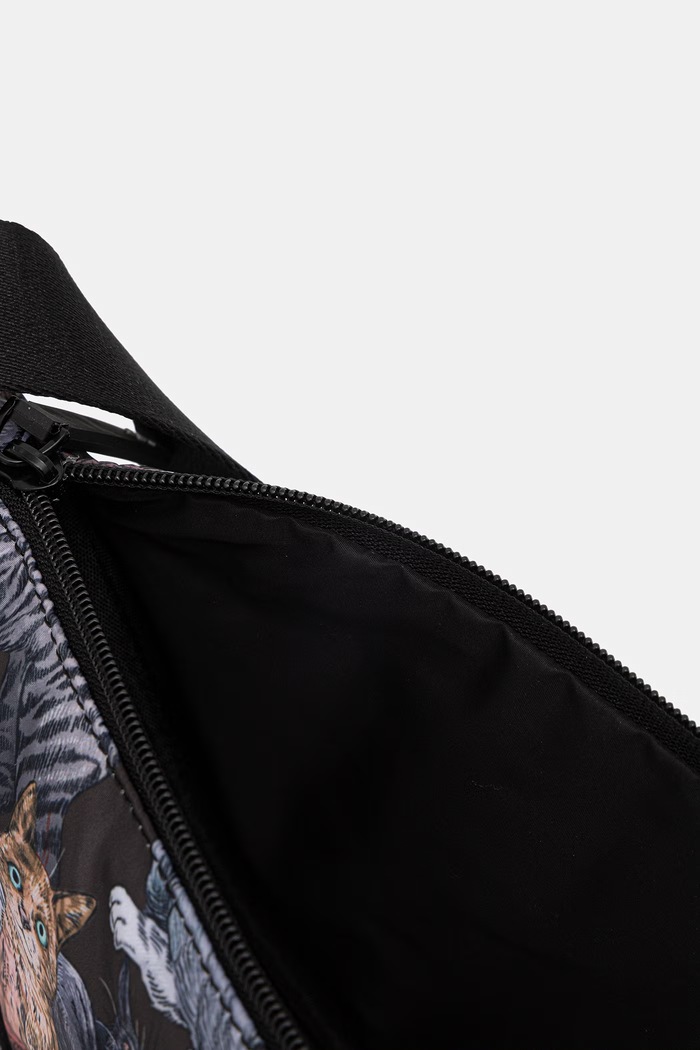 Nerka podróżna damska z motywem zwierzęcym multicolor RW26-TOD312