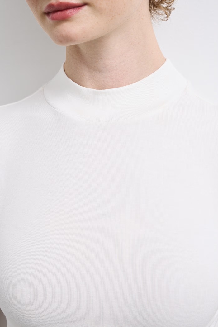 T-shirt damski Medicine beżowy RW26-TSD050