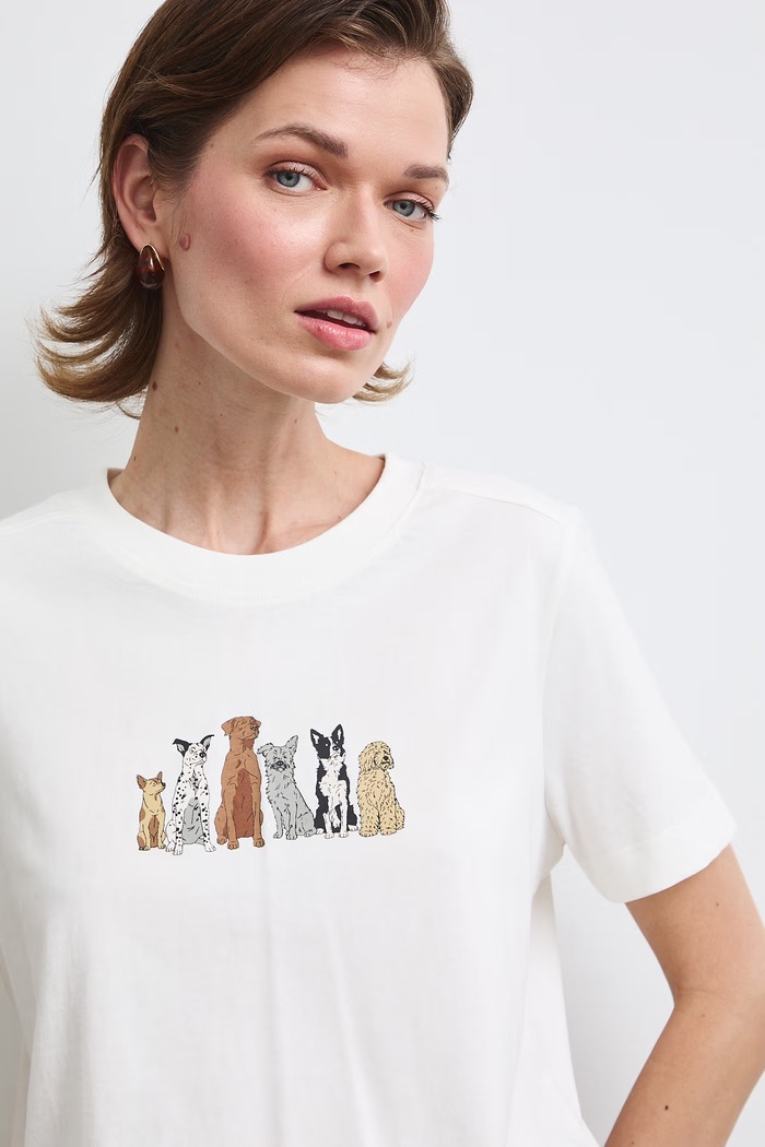 T-shirt damski bawełniany z kolekcji Adela Madej x Medicine beżowy RW26-TSD410
