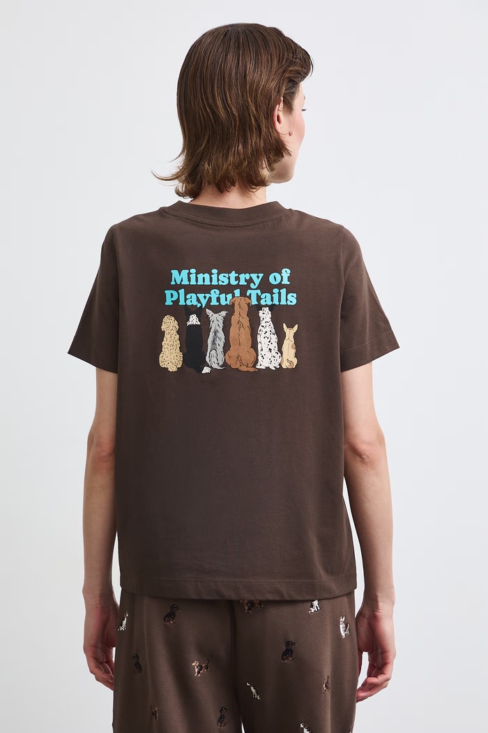 T-shirt damski bawełniany z kolekcji Adela Madej x Medicine RW26-TSD410 brązowy