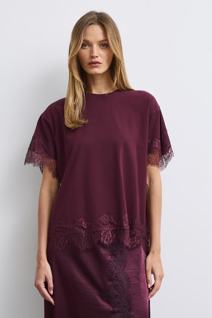 T-shirt damski bawełniany z elastanem z koronką RW26-TSD507 bordowy RW26