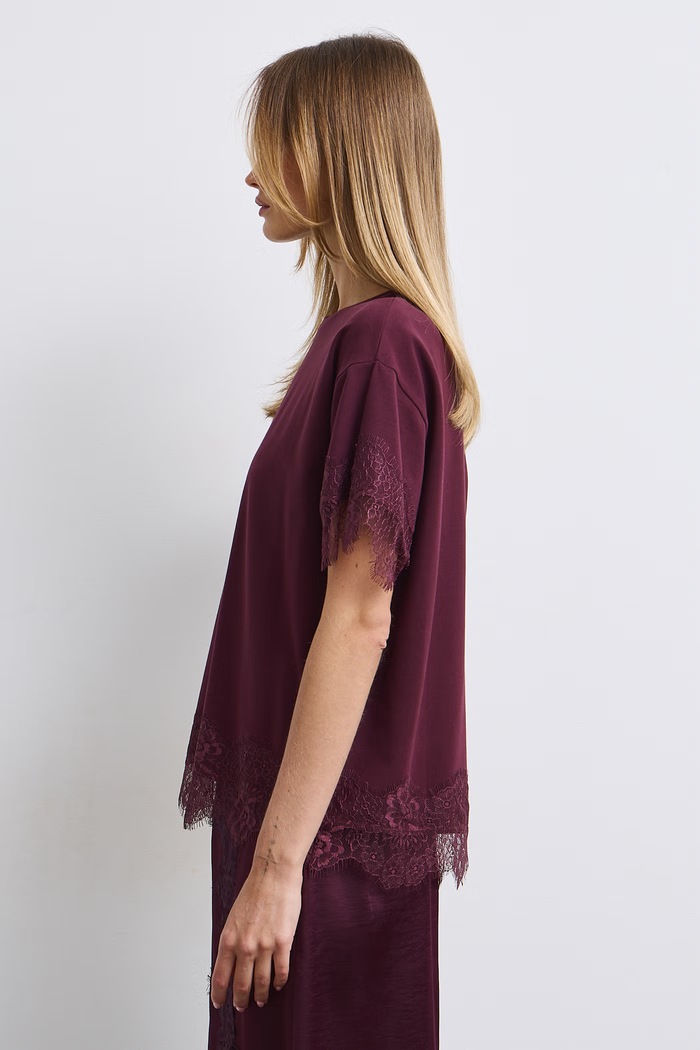 T-shirt damski bawełniany z elastanem z koronką RW26-TSD507 bordowy