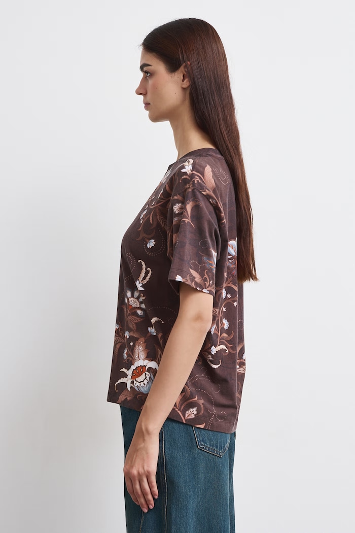 Odzież T-shirt damski w kwiaty RW26-TSD606 brązowy