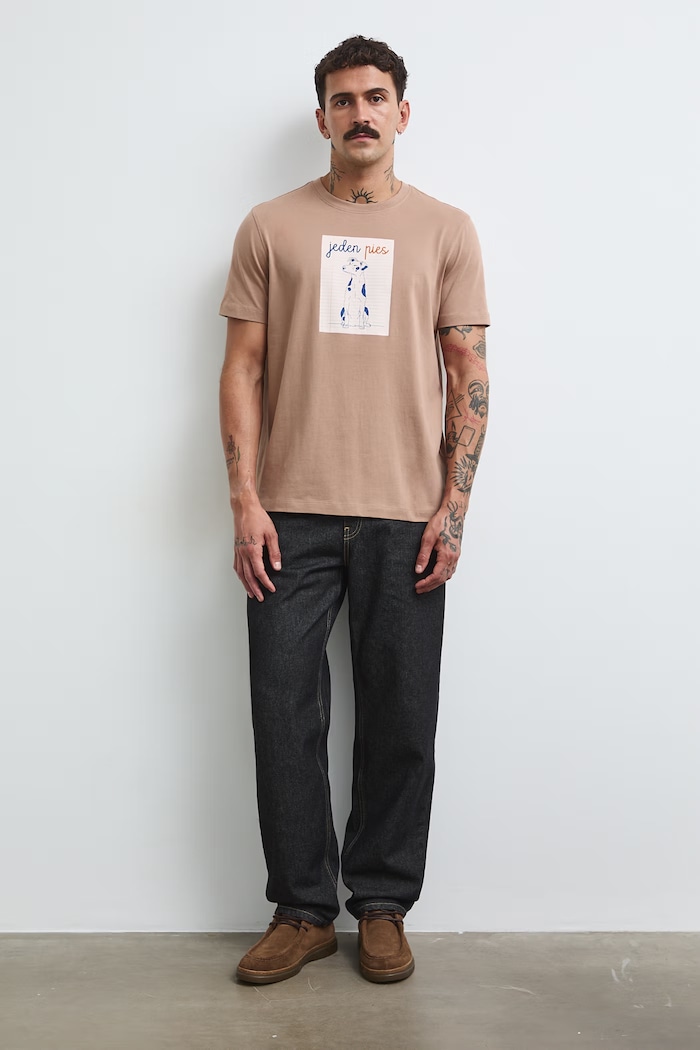 Odzież T-shirt męski bawełniany z kolekcji Adela Madej x Medicine RW26-TSM483 beżowy
