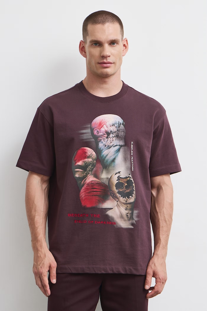 T-shirt męski bawełniany z kolekcji Wiesław Wałkuski x Medicine RW26-TSM751 bordowy RW26