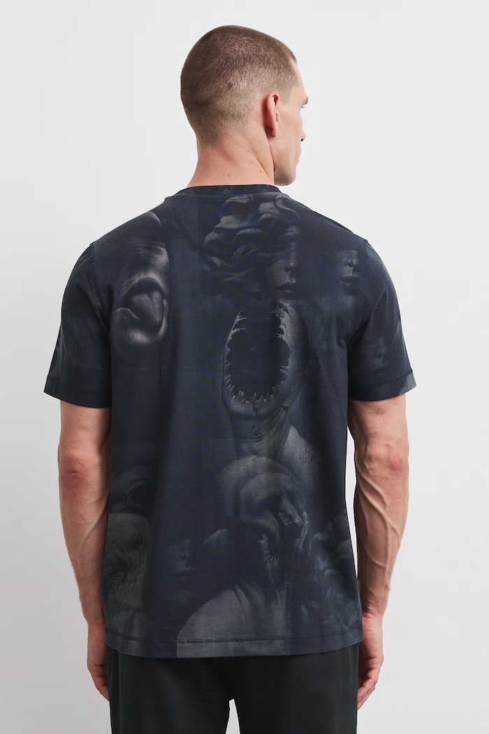 T-shirt męski z kolekcji Wiesław Wałkuski x Medicine RW26-TSM756 czarny