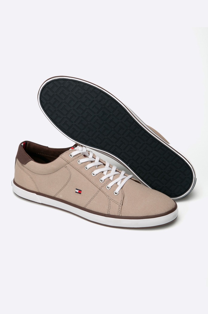 Πάνινα παπούτσια H2285ARLOW 1D Tommy Hilfiger γκρί FM0FM00596